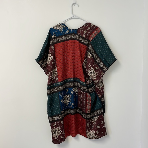 Color Block Kimono - Picture 3 of 5